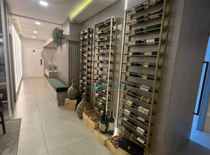 Furnished penthouse 318 m² with 4 en-suite rooms and 2 spots — photo 7