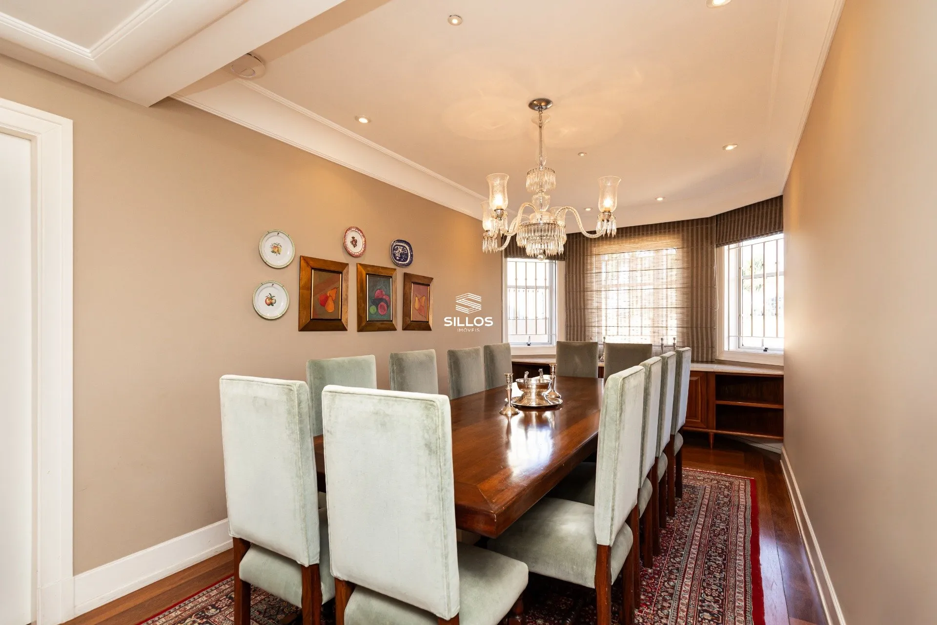 Rental house with 4 en-suite bedrooms and 7 baths — photo 14