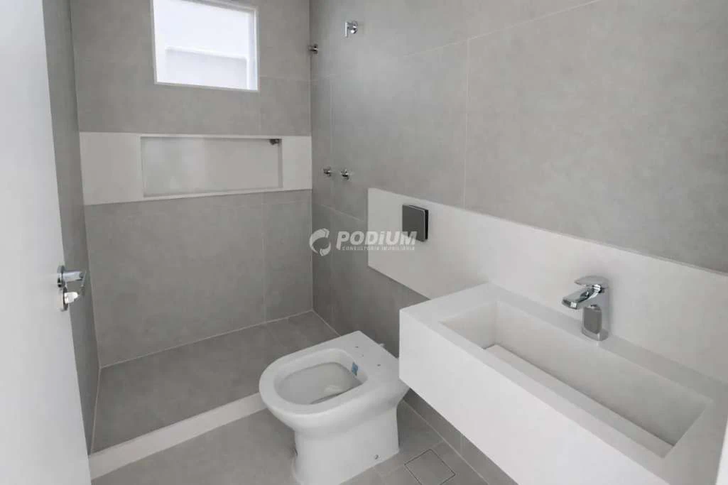 Casa de 462 m² com jardim privativo e 4 suítes — photo 14