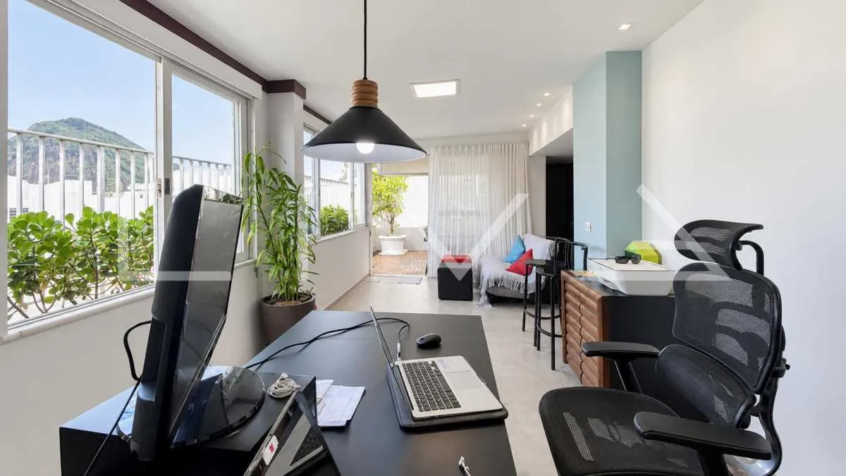 Triplex penthouse with 3 bedrooms and balcony grill — photo 22
