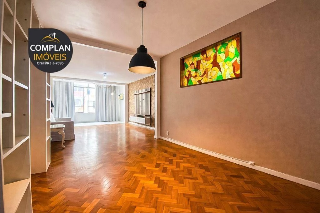 Furnished 142 m² apartment with 3 bedrooms and 2 baths