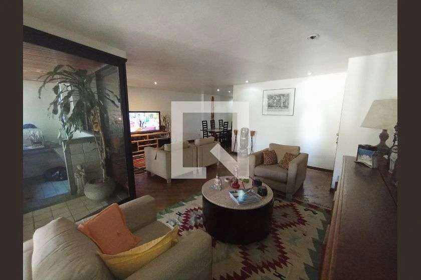 3-bedroom apartment with 185 m² and balcony grill — photo 15