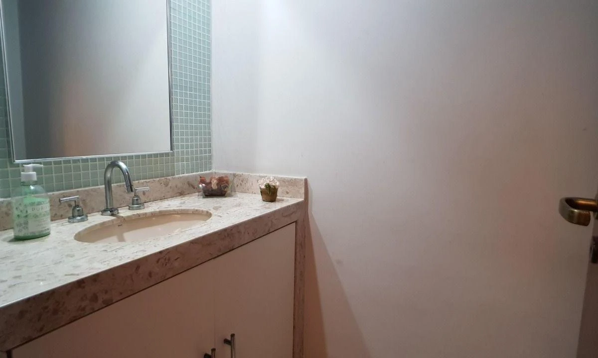 Furnished 201 m² apartment with 4 bedrooms and 3 parking — photo 16
