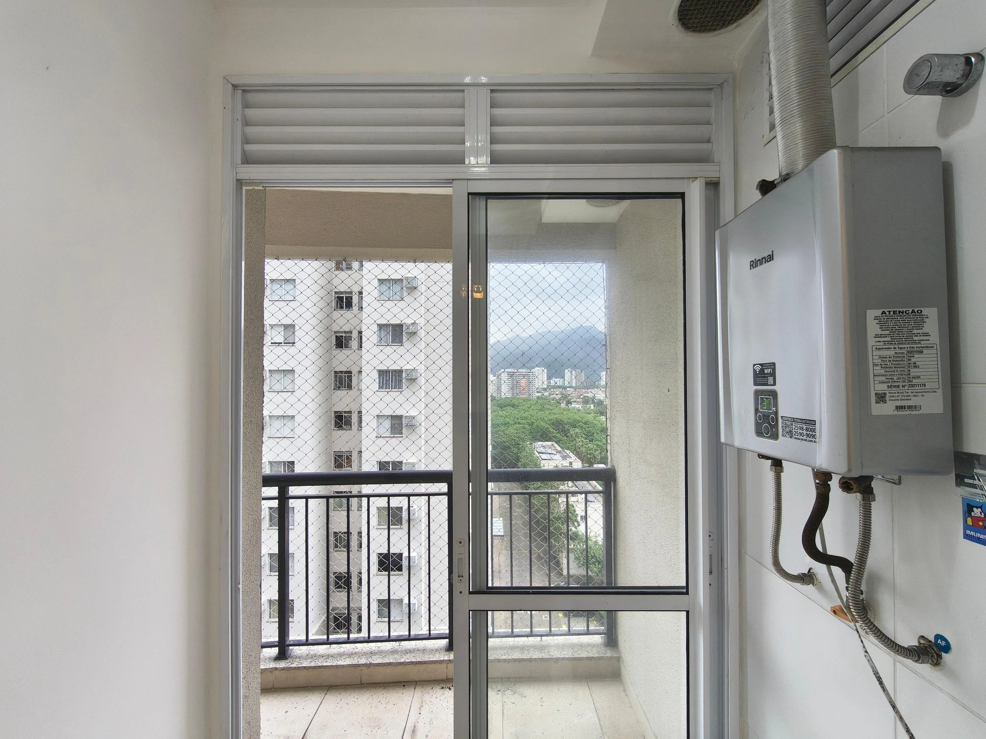 Apartamento de aluguel com 2 quartos e varanda — photo 32