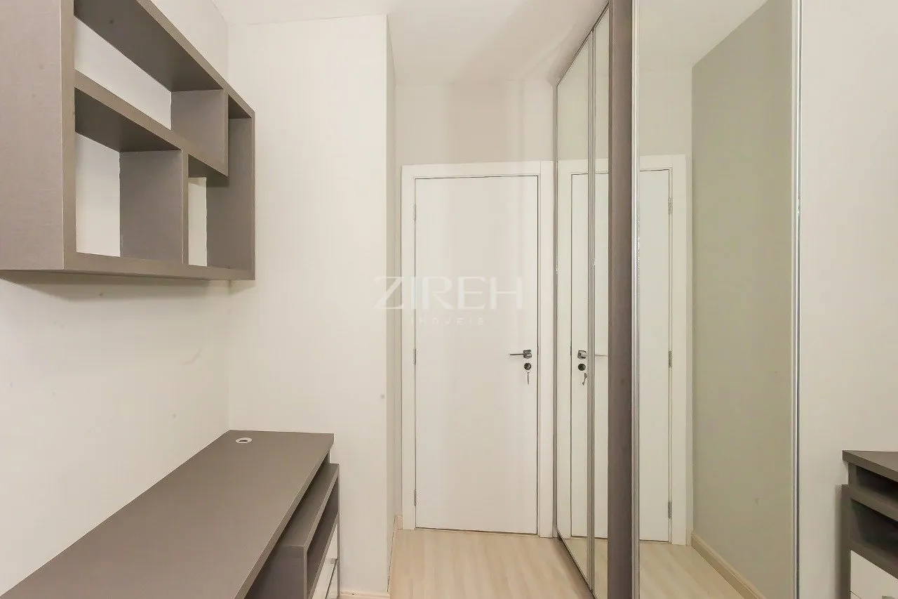 Furnished apartment with 3 bedrooms and 166 m² — photo 21
