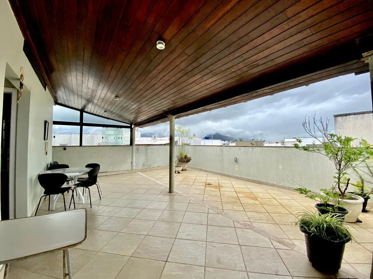 Furnished 369 m² apartment with a closed kitchen — photo 56