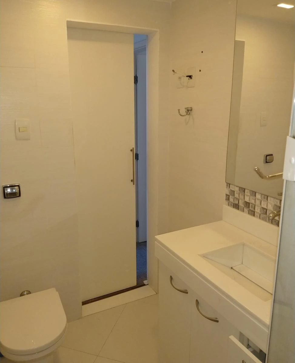 Casa mobiliada com 6 quartos e piscina aberta compartilhada — photo 15