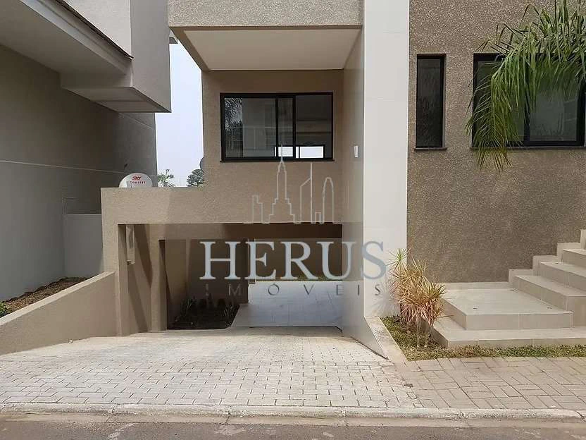 House with 5 bedrooms and 4 en-suites, 314 m² — photo 4
