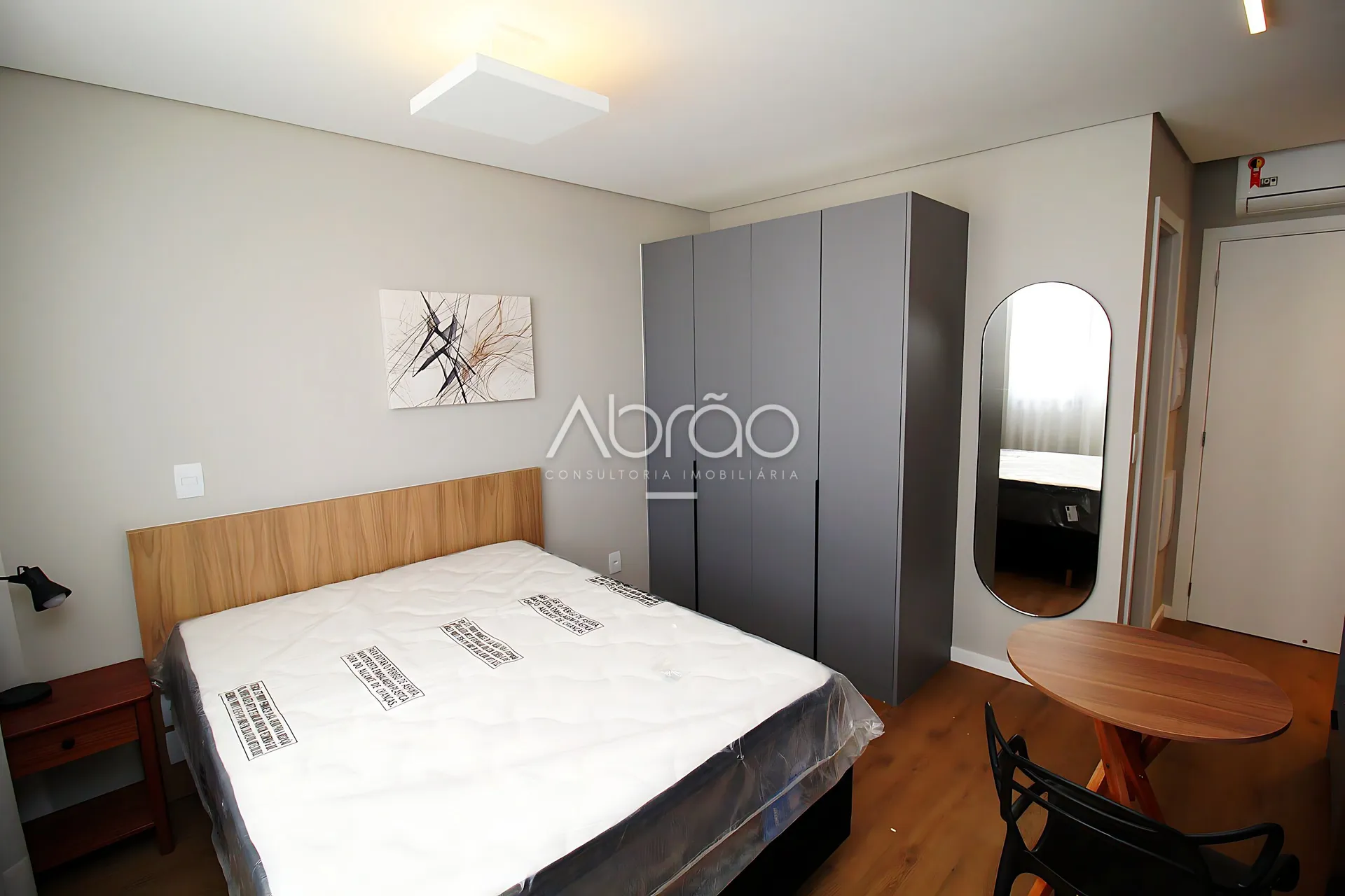 Apartamento amueblado de 30 m² con 1 dormitorio y cocina compacta — photo 23