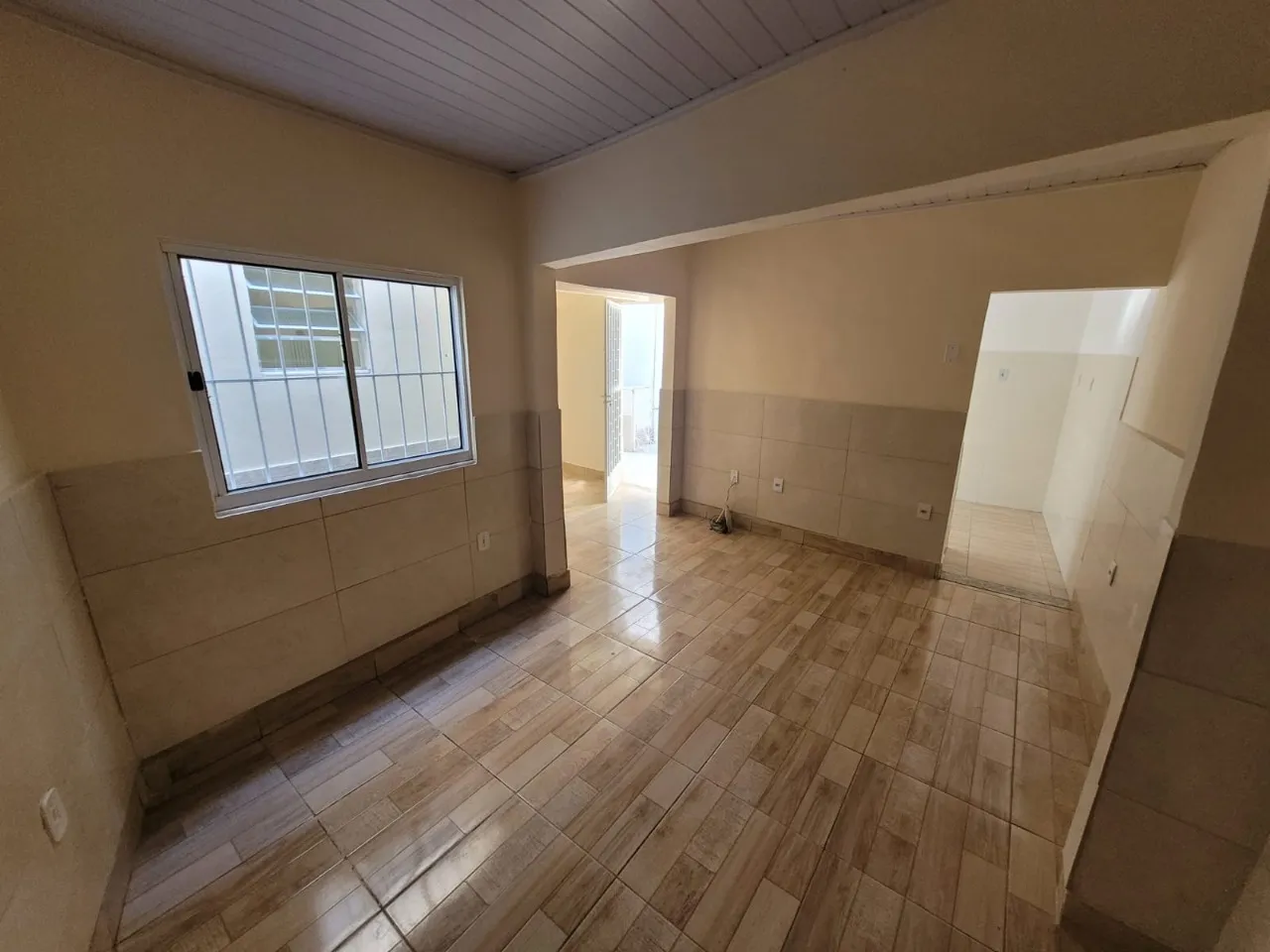 Casa com 1 quarto e 1 banheiro, cozinha separada — photo 6
