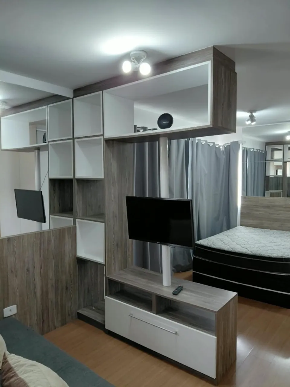 43 m² studio with 1 bedroom and an open kitchen — photo 3