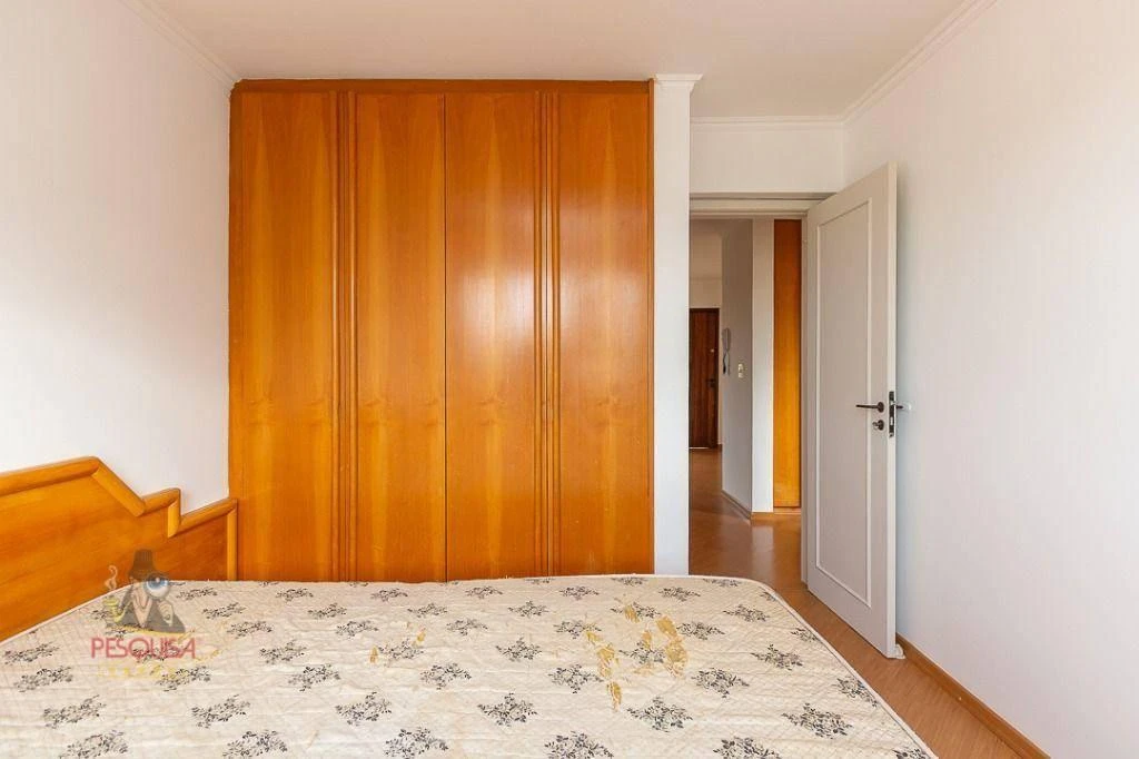 Apartment, 56 m², with wood or laminate floors — photo 14