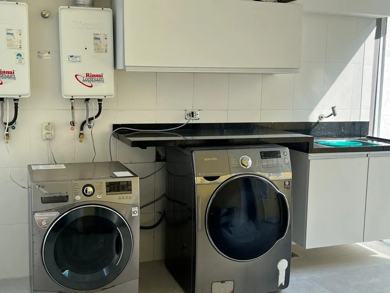 Casa mobiliada com 4 dormitórios e cozinha fechada — photo 18