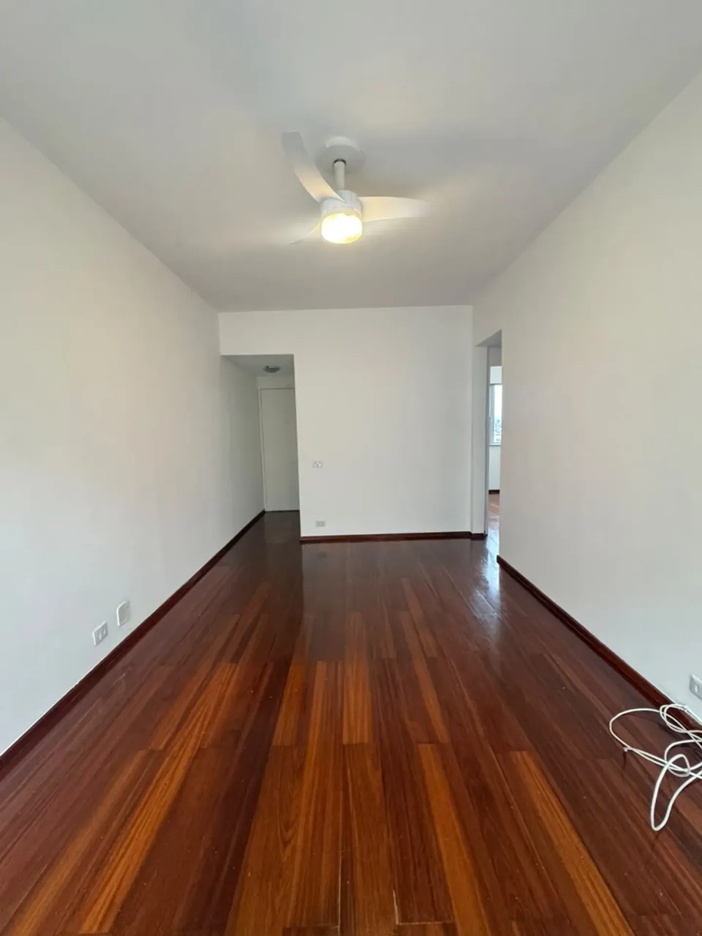 Apartment on the 3rd floor with wood or laminate floors — photo 20