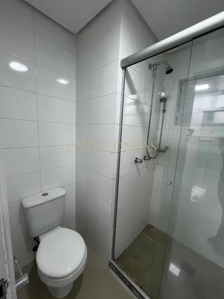 Apartment, 90 m², with a glass-enclosed balcony — photo 43