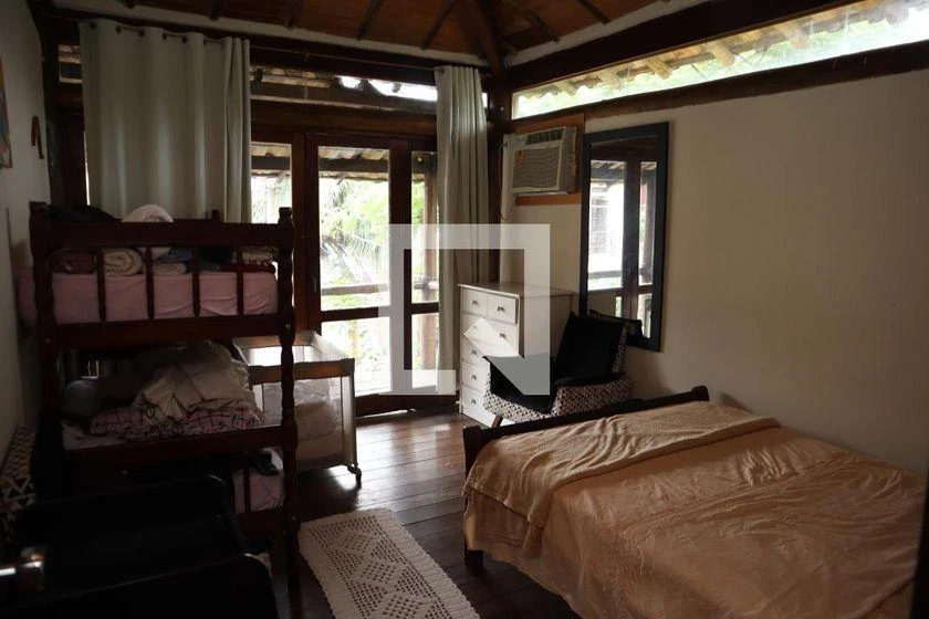 Furnished 500 m² house with 3 bedrooms and an open kitchen — photo 26