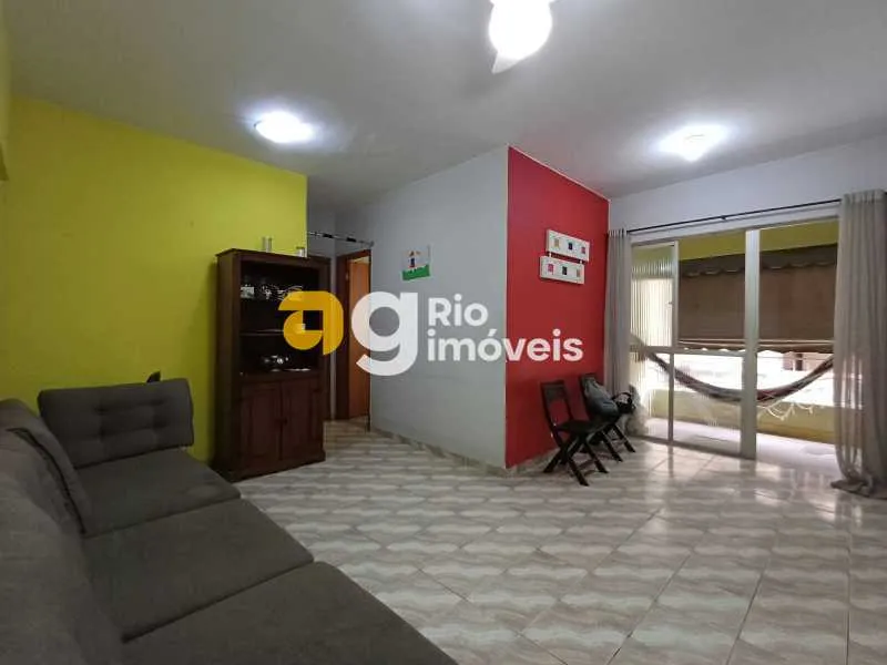 2-bedroom apartment with a home office in Rio de Janeiro