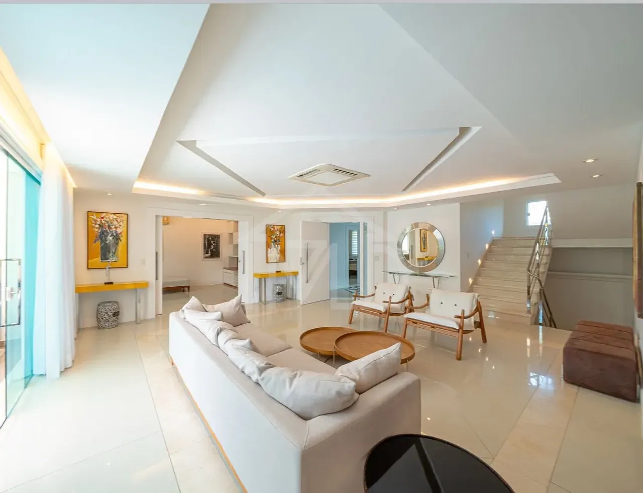 House with 5 bedrooms, 5 baths and 1000 m² — photo 3