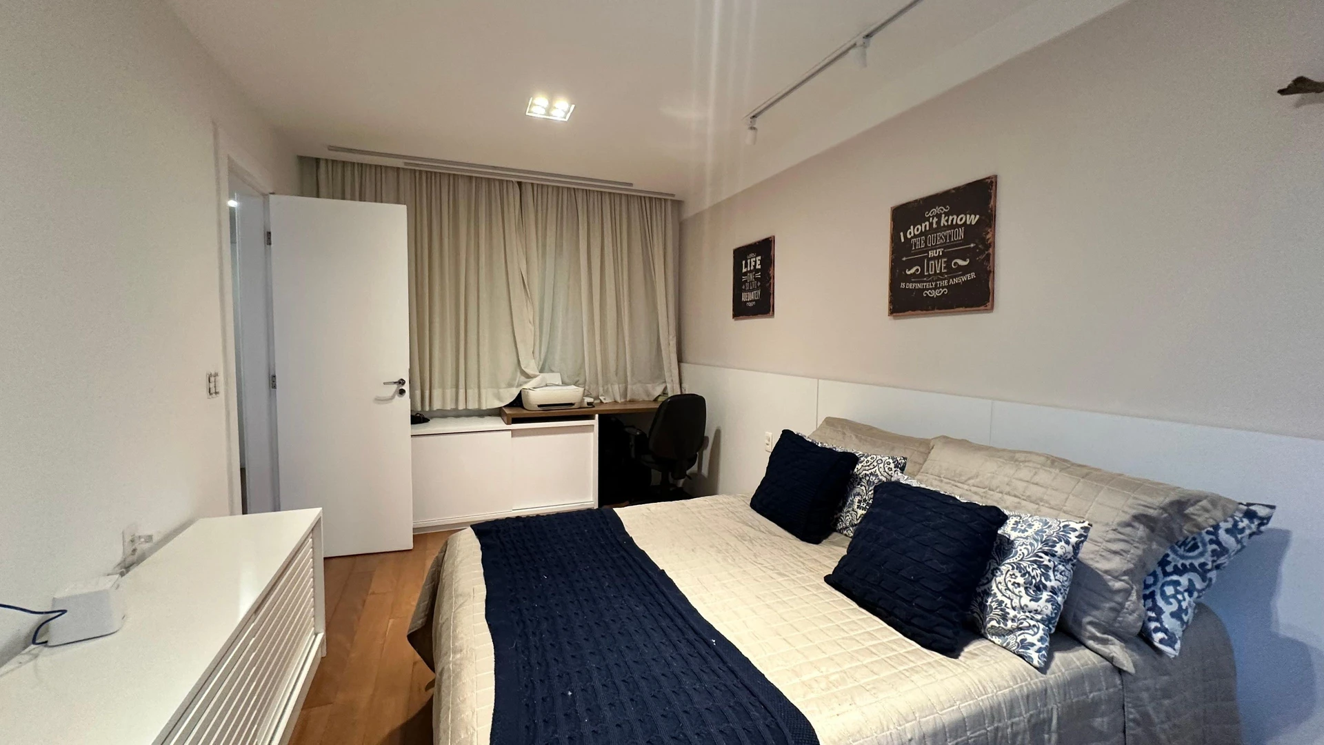 Furnished house, 360 m², with a walk-in closet — photo 37