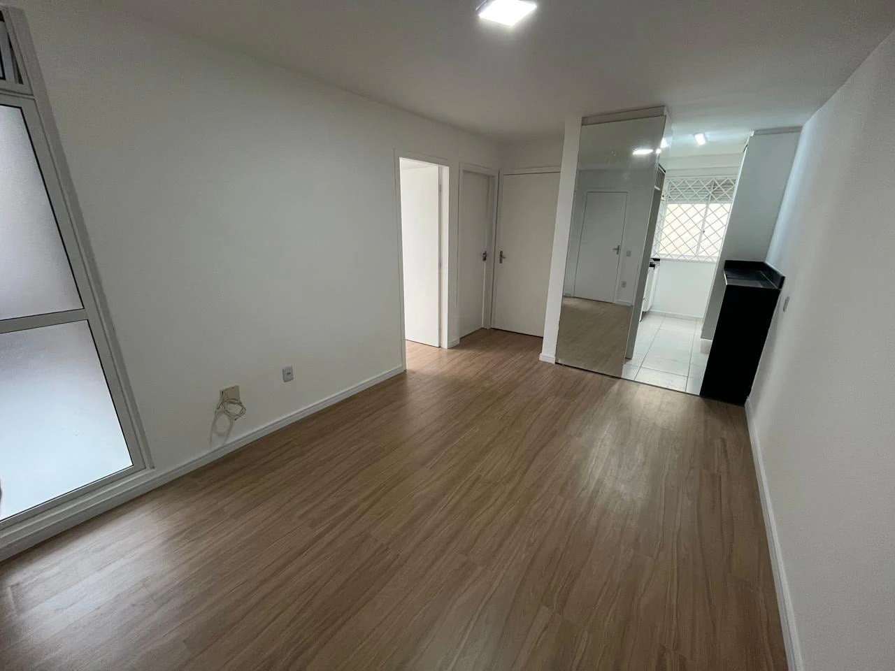 Apartment, 45 m², with a glass-enclosed balcony — photo 5