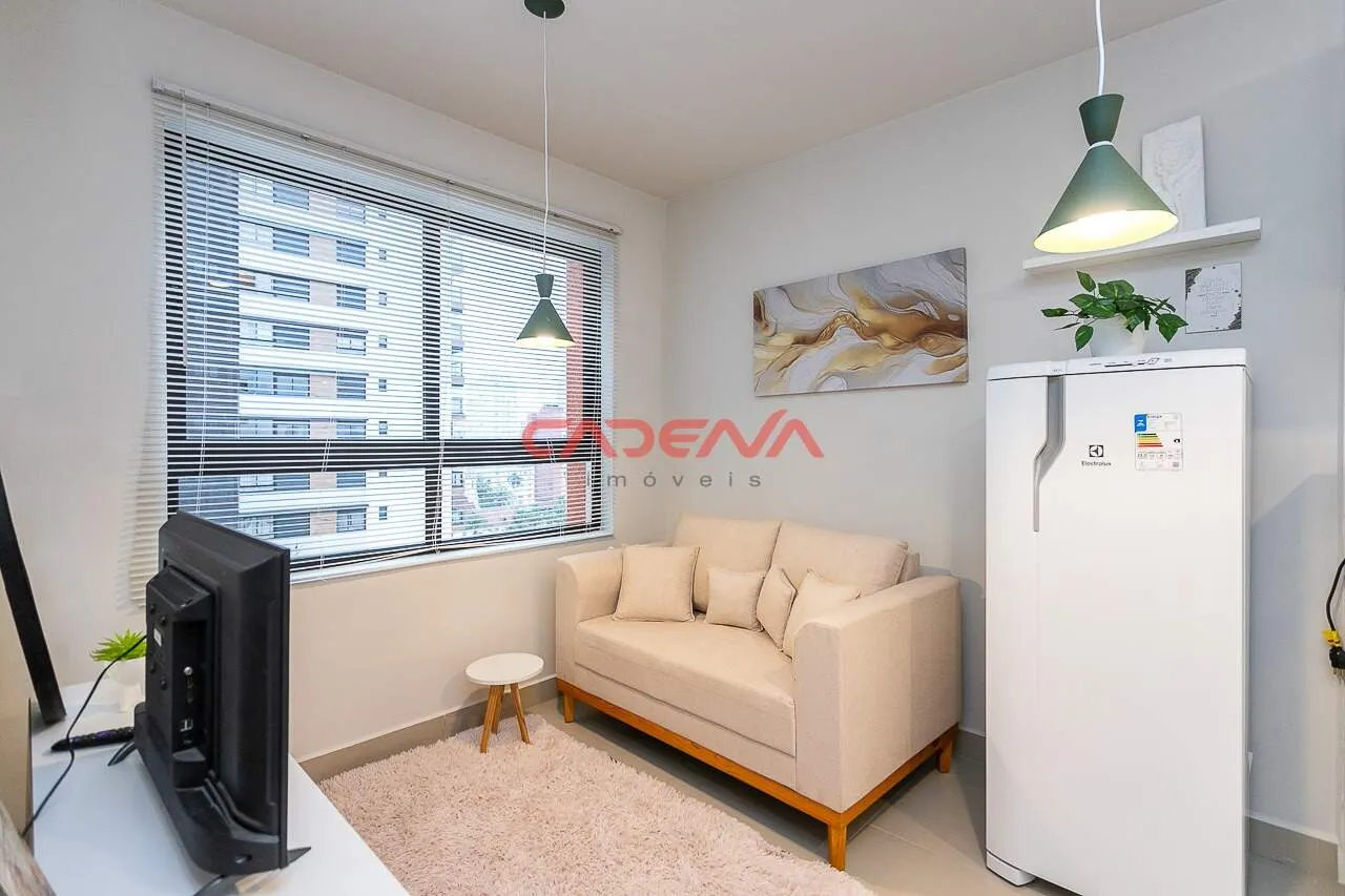 Apartamento mobiliado de 1 quarto com cozinha integrada — photo 2