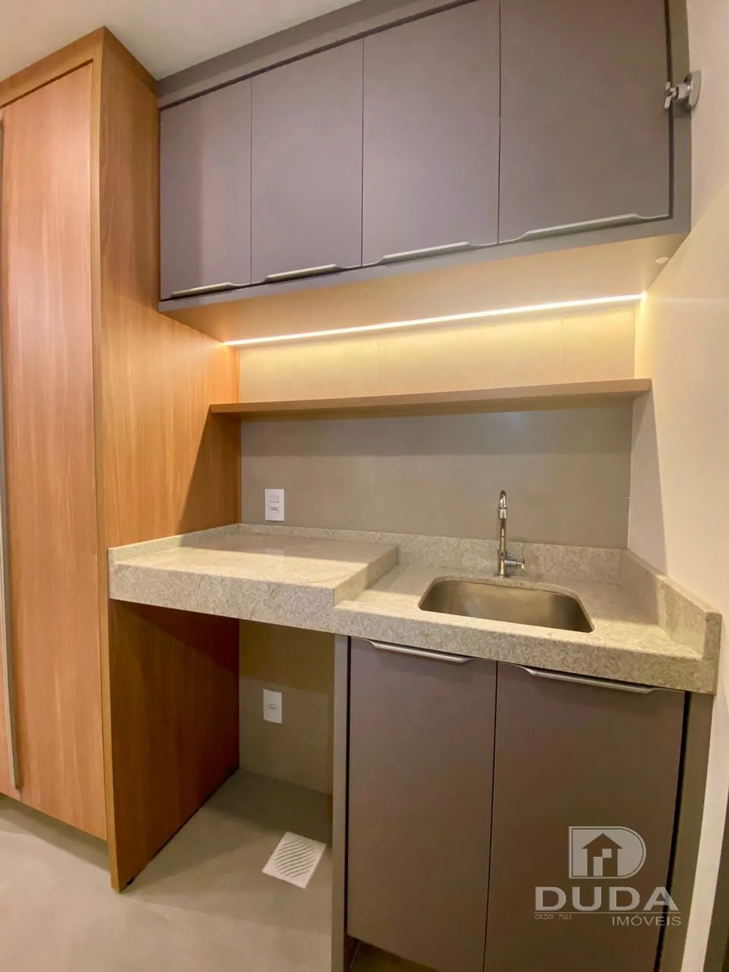 Furnished 53 m² studio with a private garden on floor 3 — photo 16