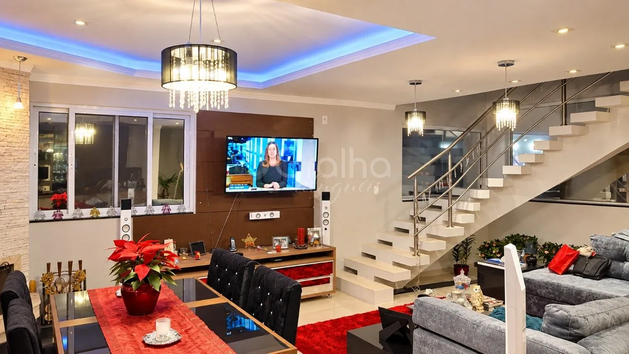 4 quartos e vista para a água: casa de 350 m²
