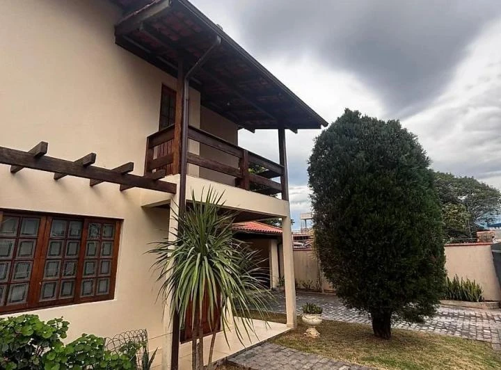 360 m² house with air conditioning and 3 bedrooms — photo 7