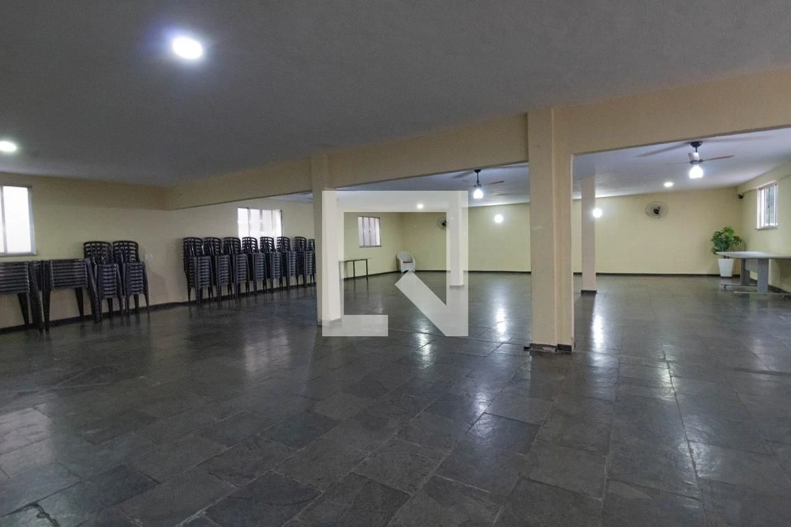Unfurnished rental apartment with 2 bedrooms and parking — photo 18