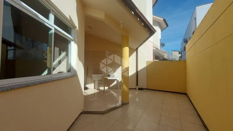 130 m² apartment with 3 bedrooms and a separate kitchen — photo 35