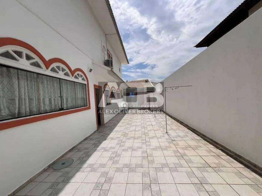 Casa mobiliada com 8 quartos e piscina de uso exclusivo — photo 9