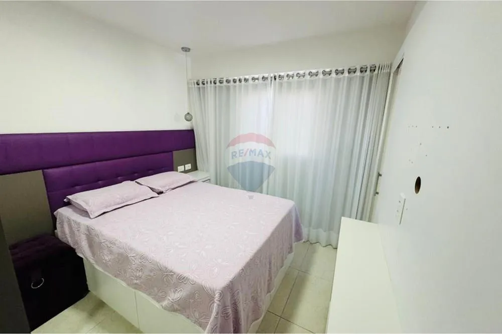 Змебльована квартира з 2 спальнями і балконом — photo 8