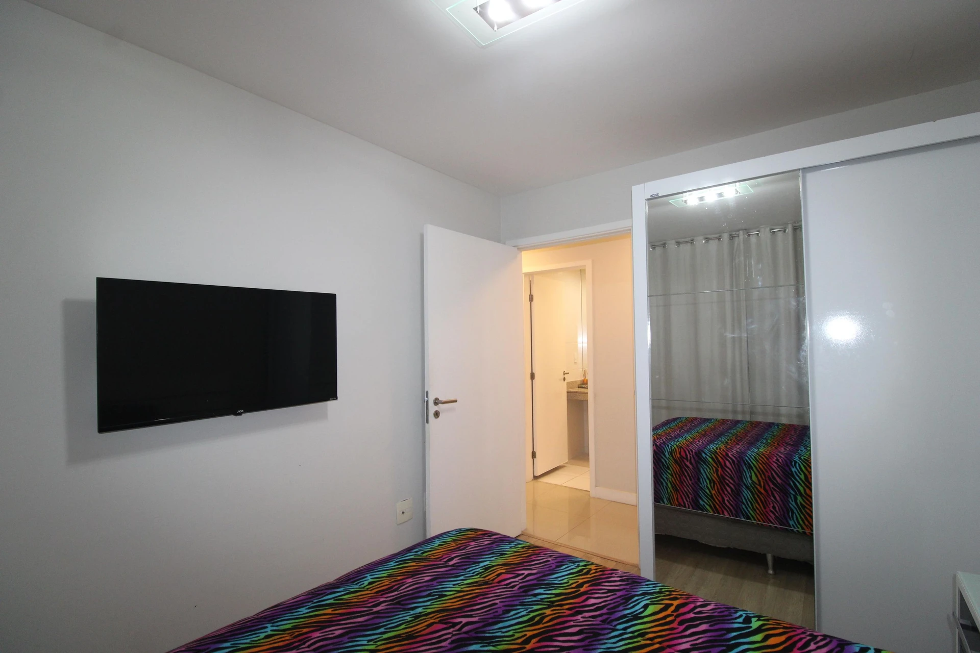 3-bedroom apartment in a building with a sauna — photo 41