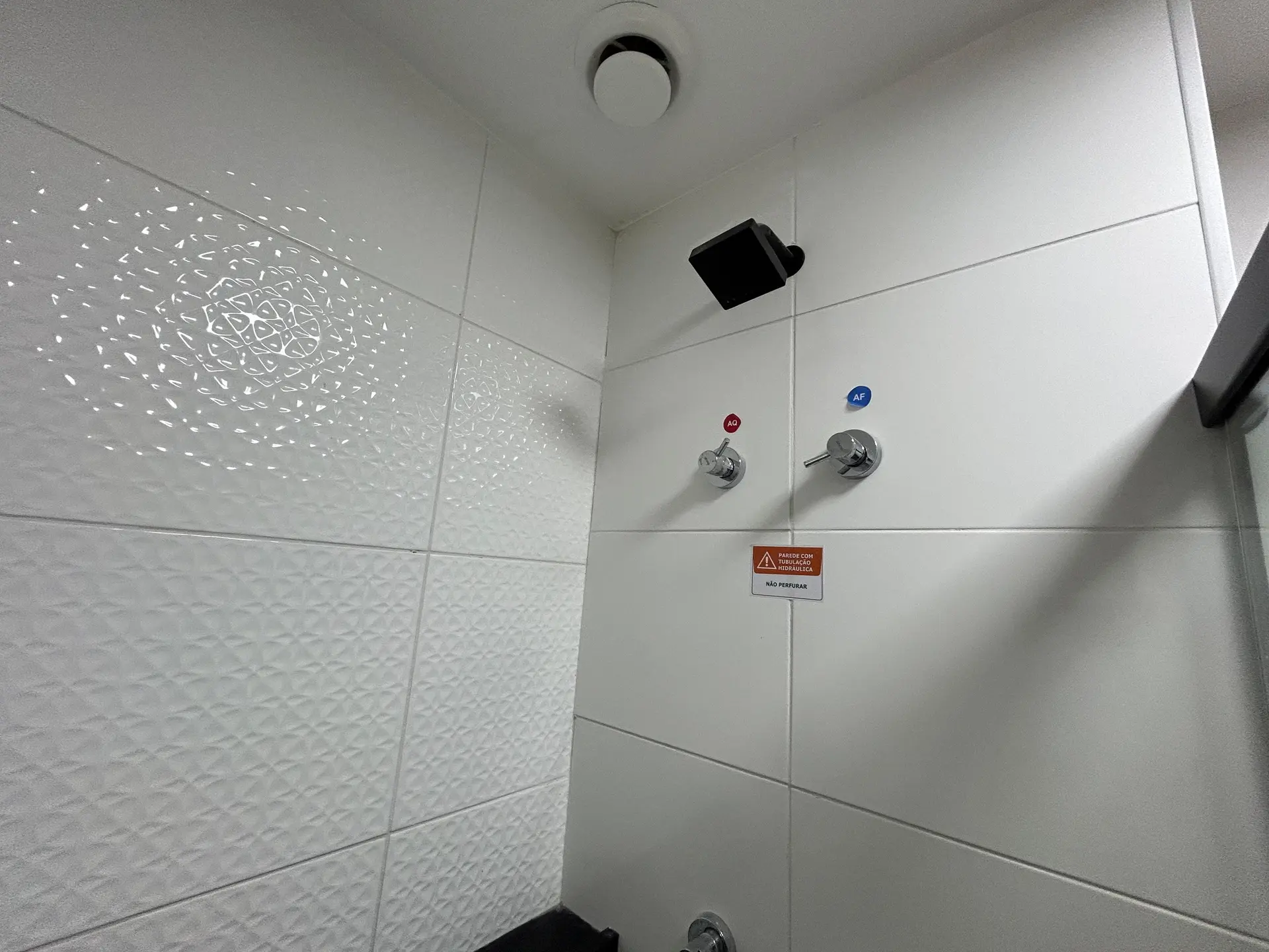 Квартира з 2 спальнями, у будинку є басейн — photo 48