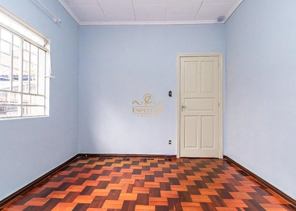 Bañera y 3 dormitorios: casa de 145 m² — photo 19