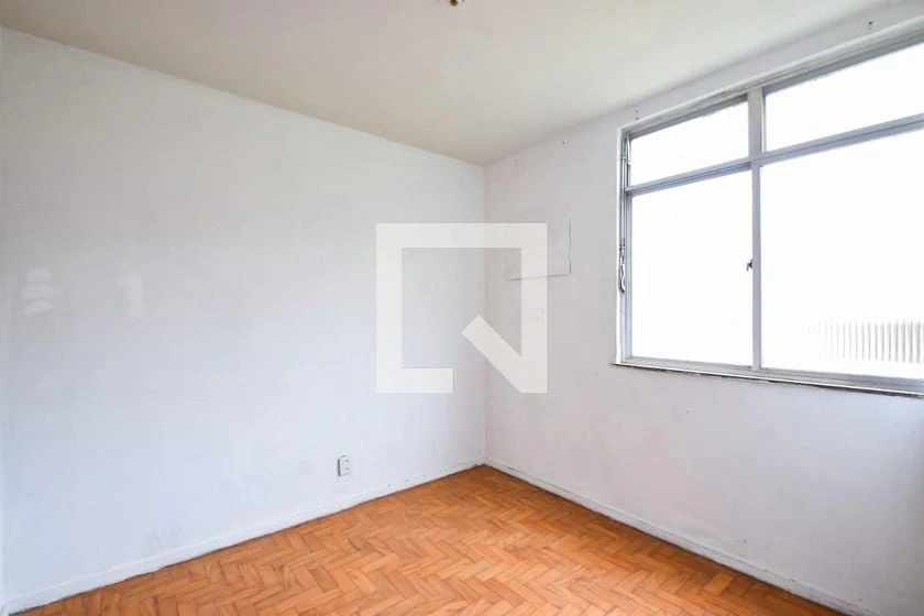 Apartment, 69 m², with wood or laminate floors — photo 9