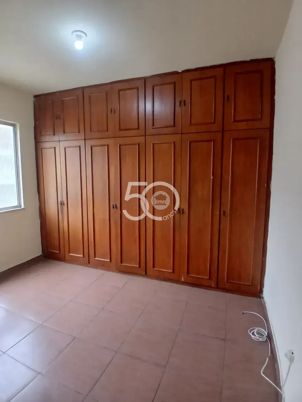 Apartamento sem mobília com 2 quartos e varanda — photo 12
