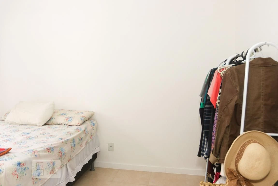 Furnished 2-bedroom apartment with 2 bathrooms and parking — photo 15