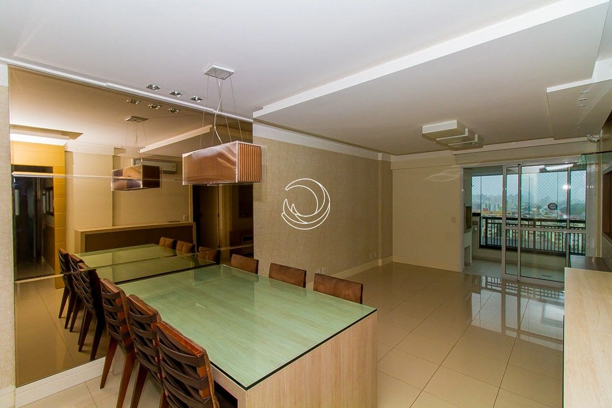 Apartment, 114 m², with a grill on the balcony