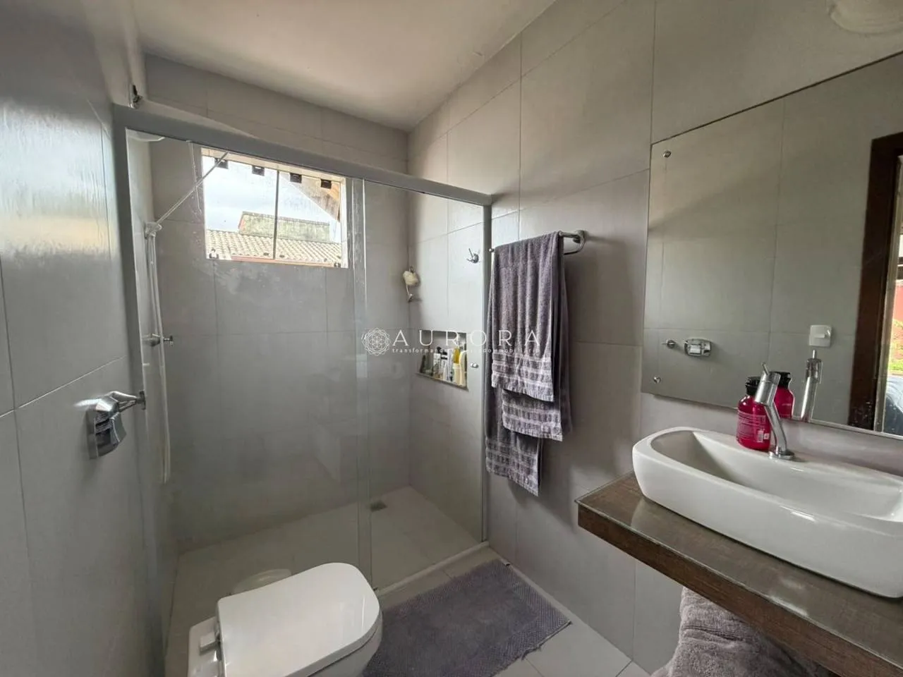 3-bedroom house with a washing machine — photo 9
