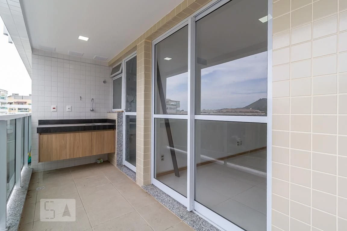 Apartamento com vista para as montanhas, Rio de Janeiro