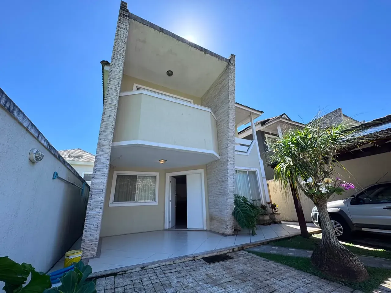 House with 5 bedrooms and 5 bathrooms, city view — photo 20