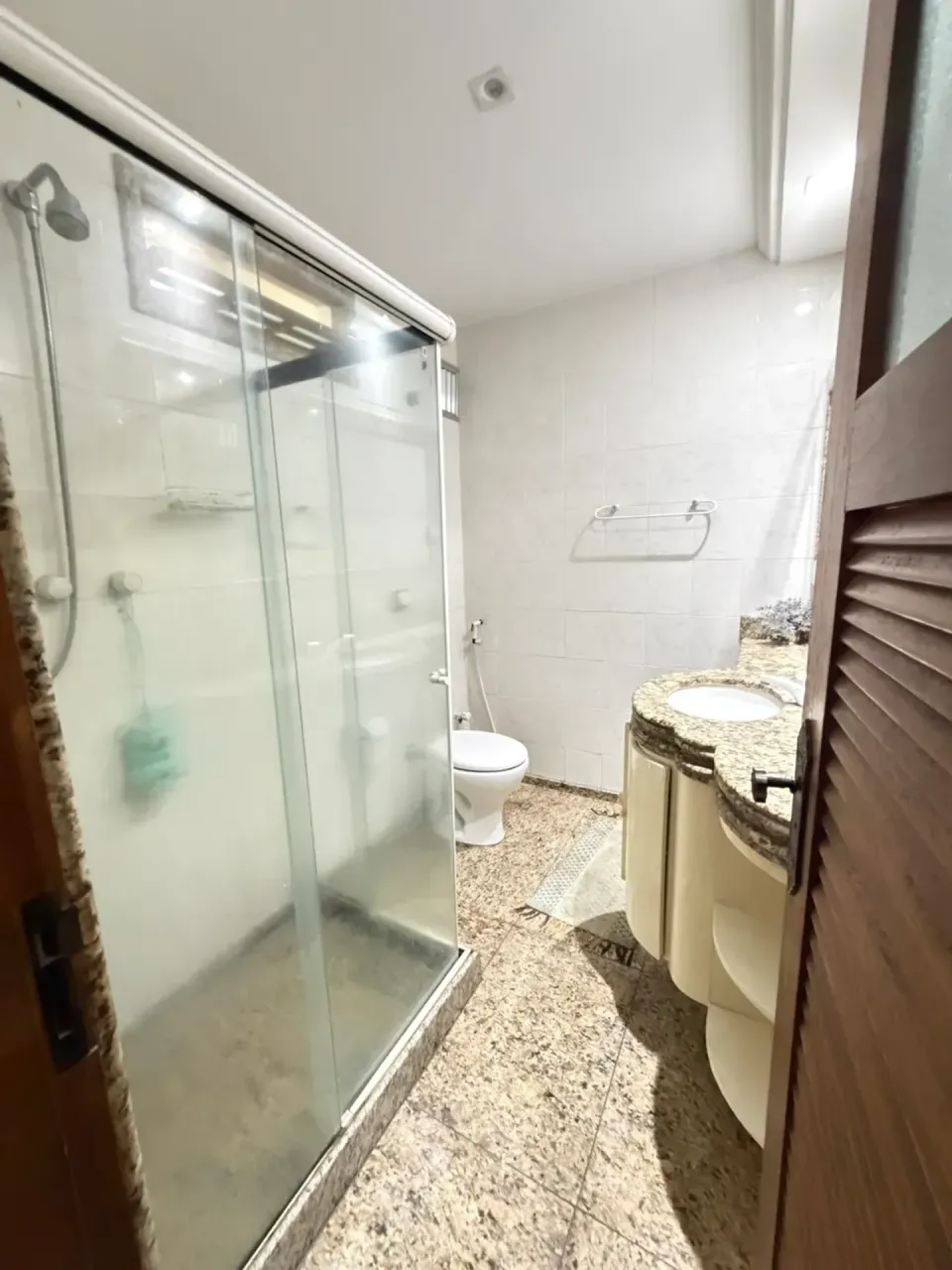Furnished 80 m² apartment with 2 bedrooms and 2 baths — photo 15