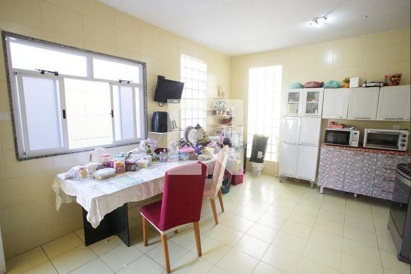 Furnished house with 3 bedrooms and a gas stove kitchen — photo 31