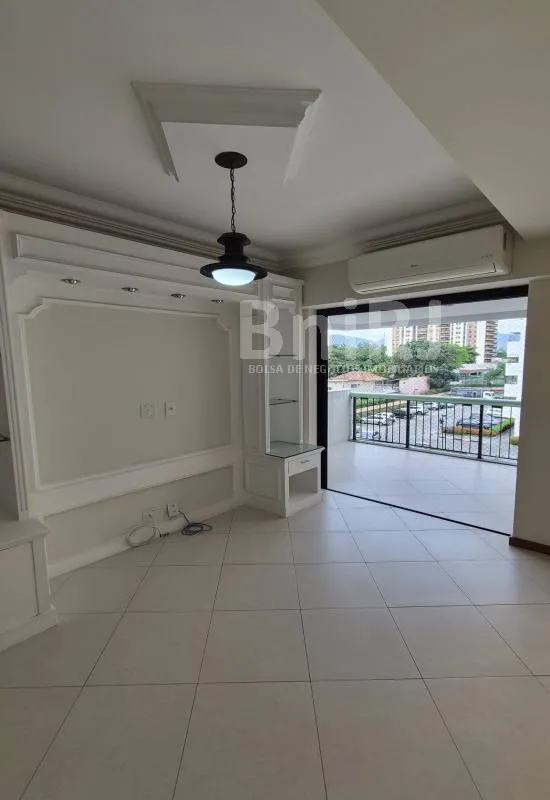 Home office in a 3-bedroom apartment, 110 m² — photo 13