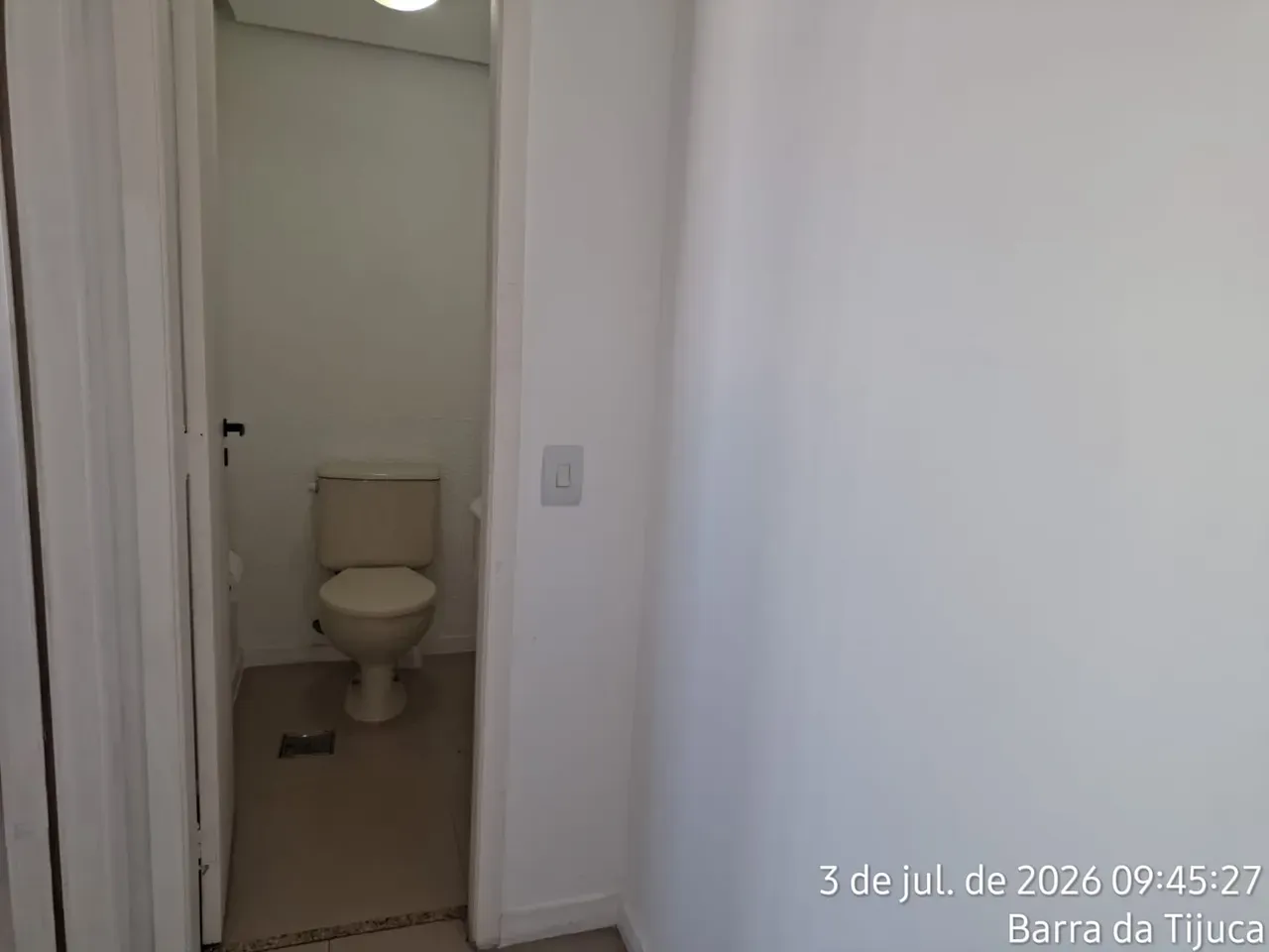 2-bedroom apartment in a building with a gym — photo 7