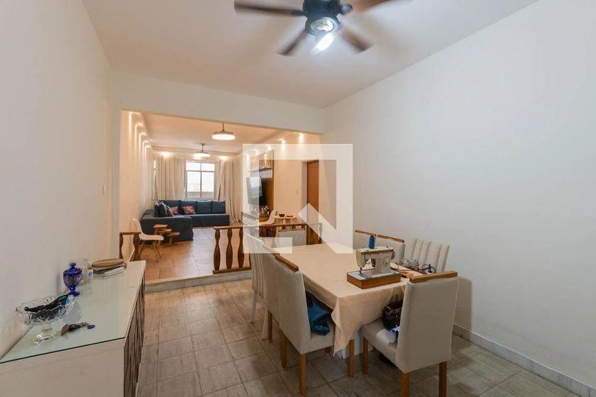 Casa para alugar com 4 quartos e 230 m², 3 banheiros — photo 6