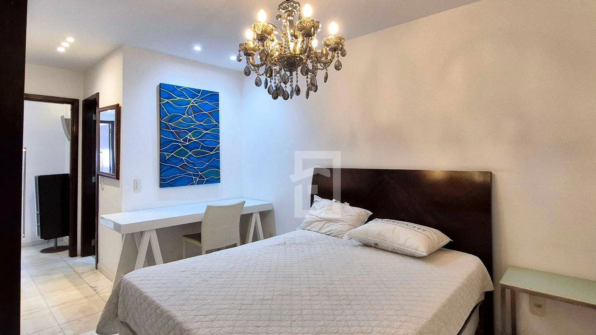 2-bedroom apartment with balcony and 105 m² — photo 15