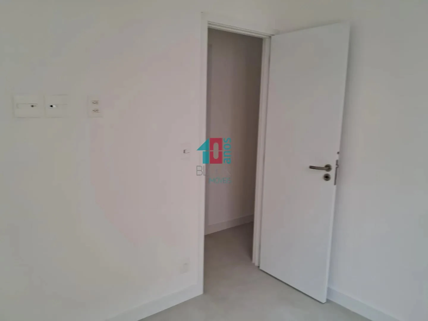 Квартира: 3 спальні, 1 з власною ванною кімнатою, 84 м² — photo 11