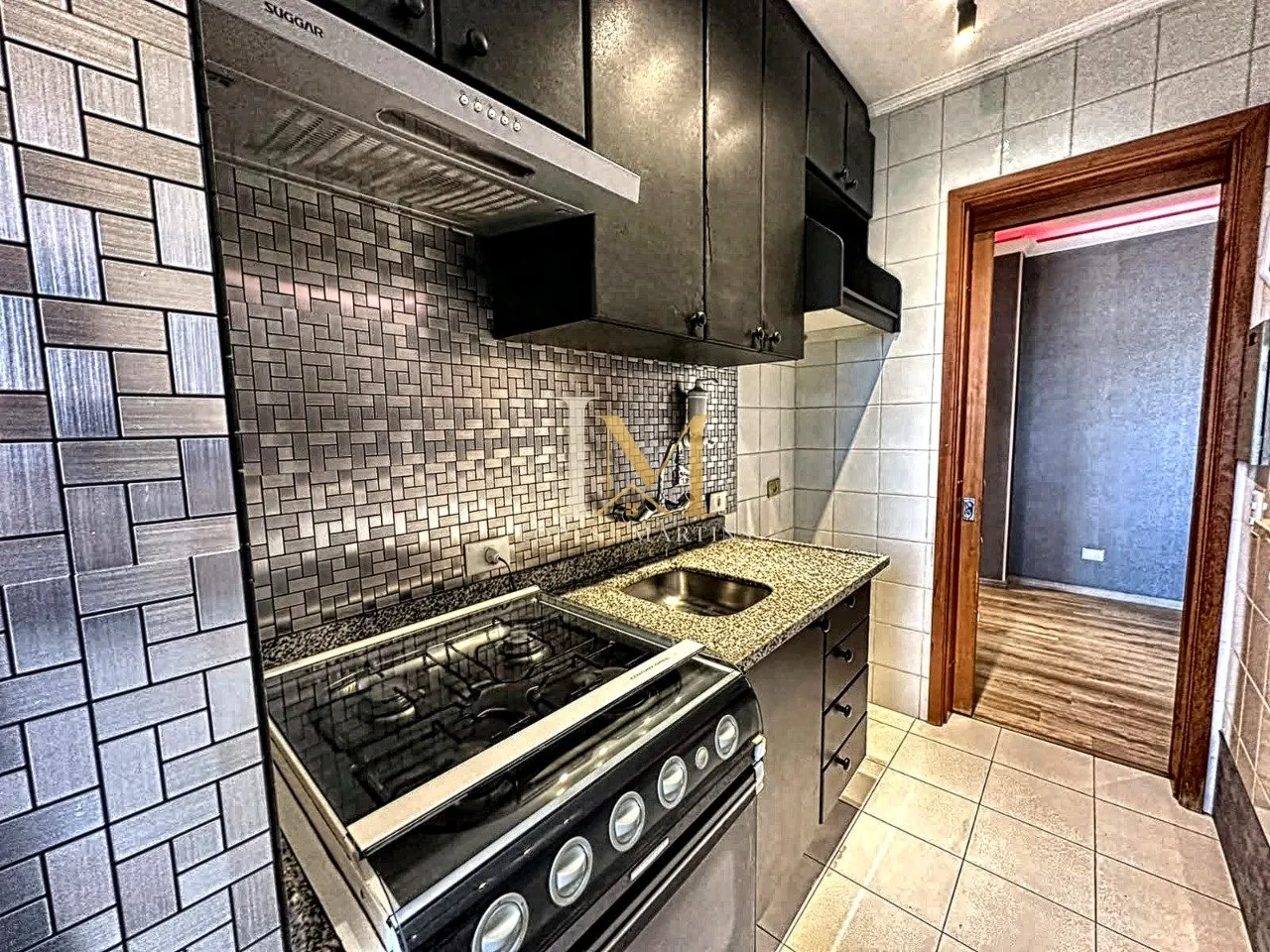 Apartment, 66 m², with wood or laminate floors — photo 7